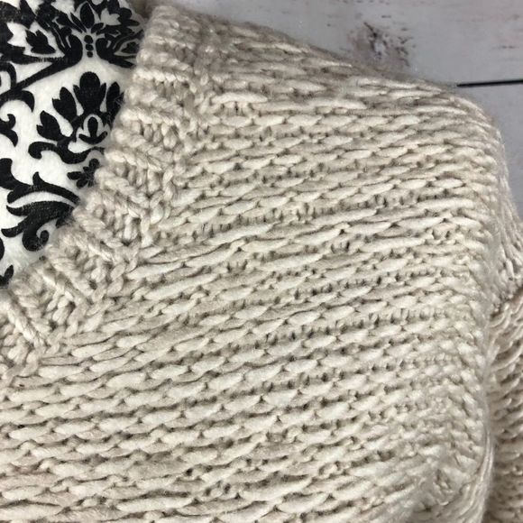 Ann Taylor Wool Blend Soft Knit Sweater Cream/Off-white/Beige S - Picture 6 of 8